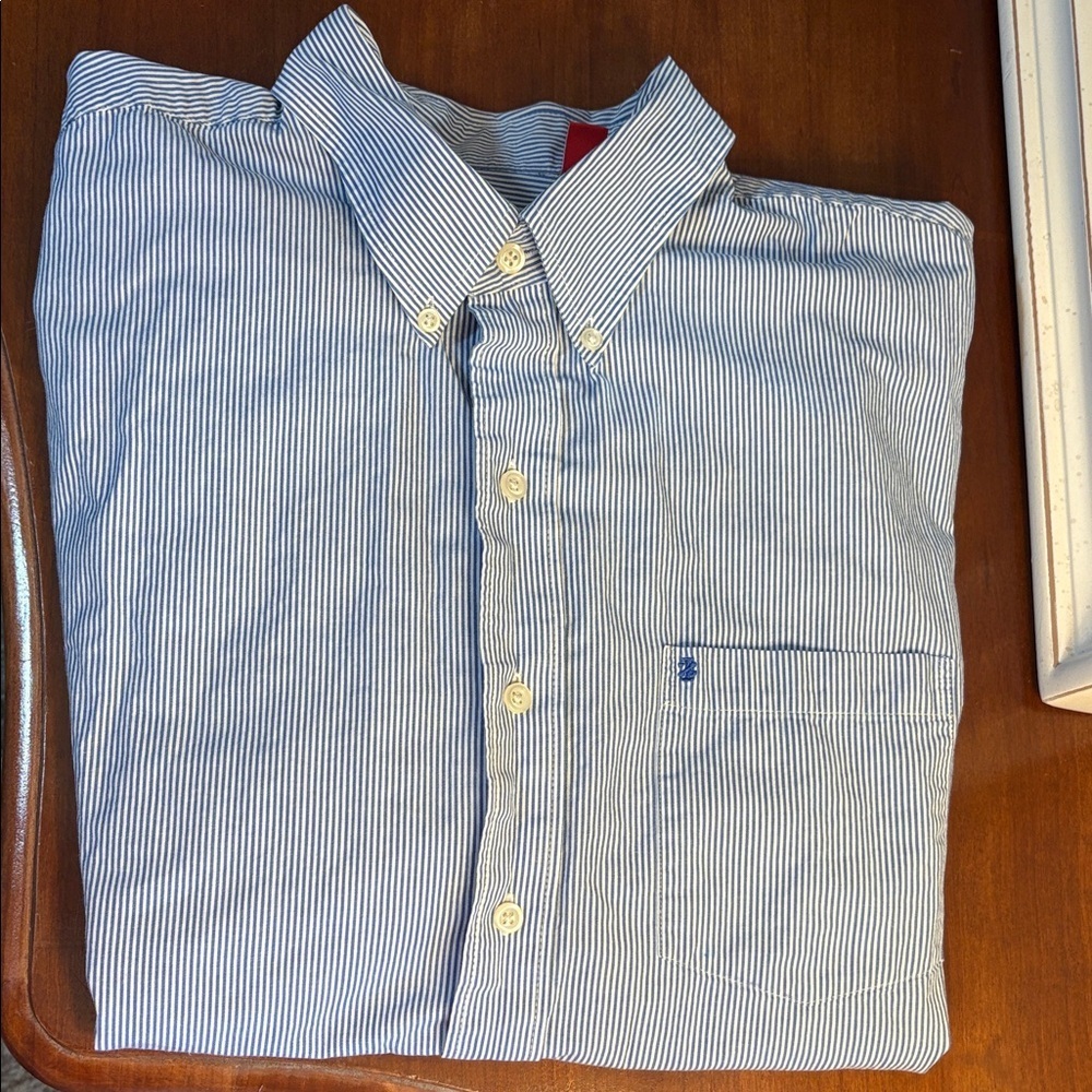 Izod Men's White and Blue Pinstripe Shirt XL